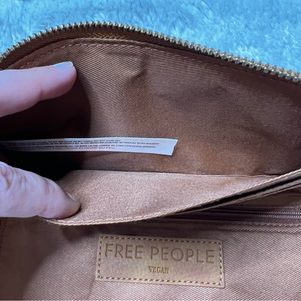 NWT Free People Distressed Vegan Zip Around Wallet in Brown - Picture 5 of 10